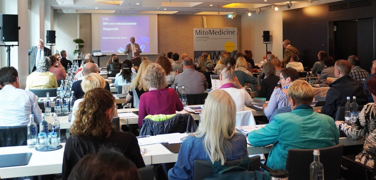 Der volle Saal beim Vortrag von Dr. Heiko Hofmann in Leipzig; Foto: IMMA